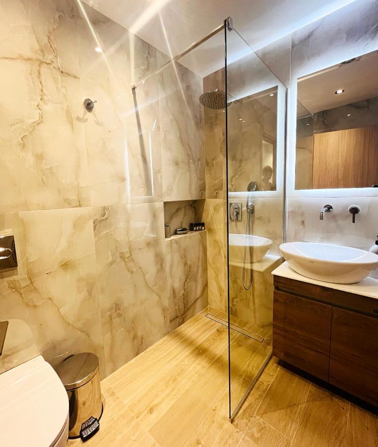 Urban Escape Apartment Kavala Bagian luar foto