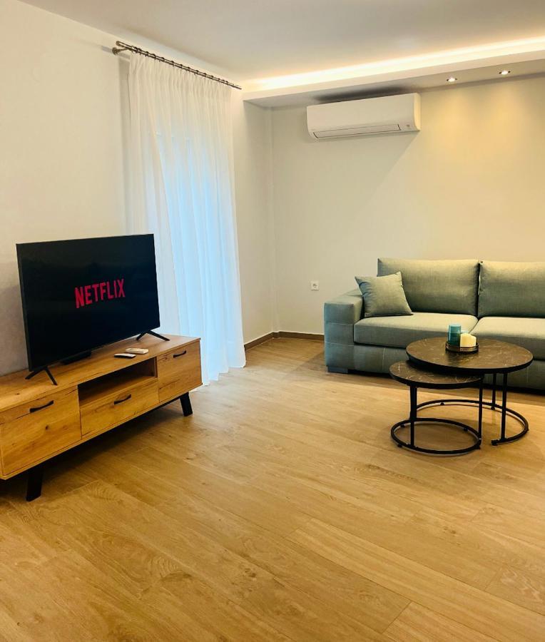 Urban Escape Apartment Kavala Bagian luar foto